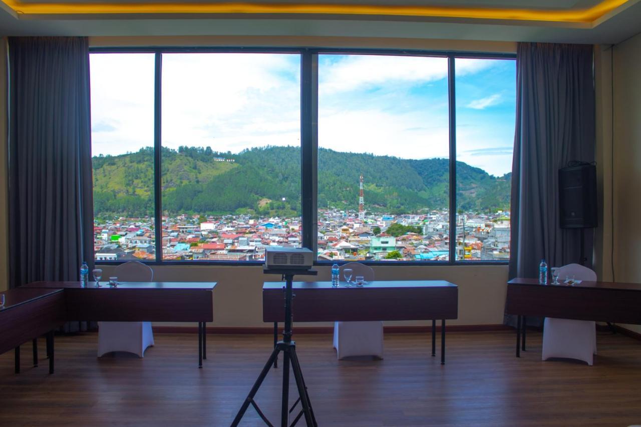 Parkside Gayo Petro Hotel Takengon 外观 照片