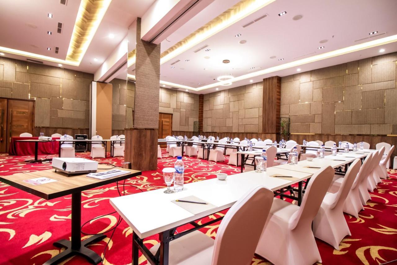 Parkside Gayo Petro Hotel Takengon 外观 照片