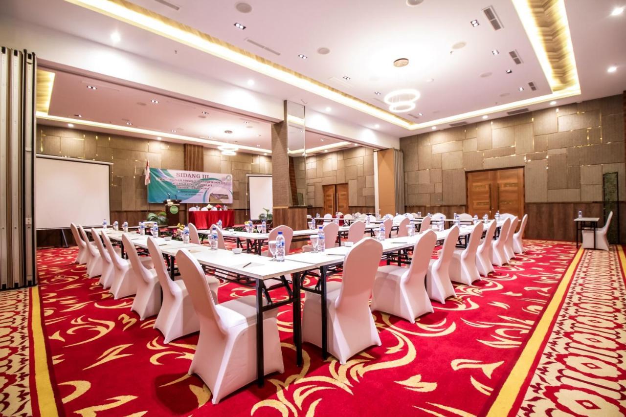 Parkside Gayo Petro Hotel Takengon 外观 照片